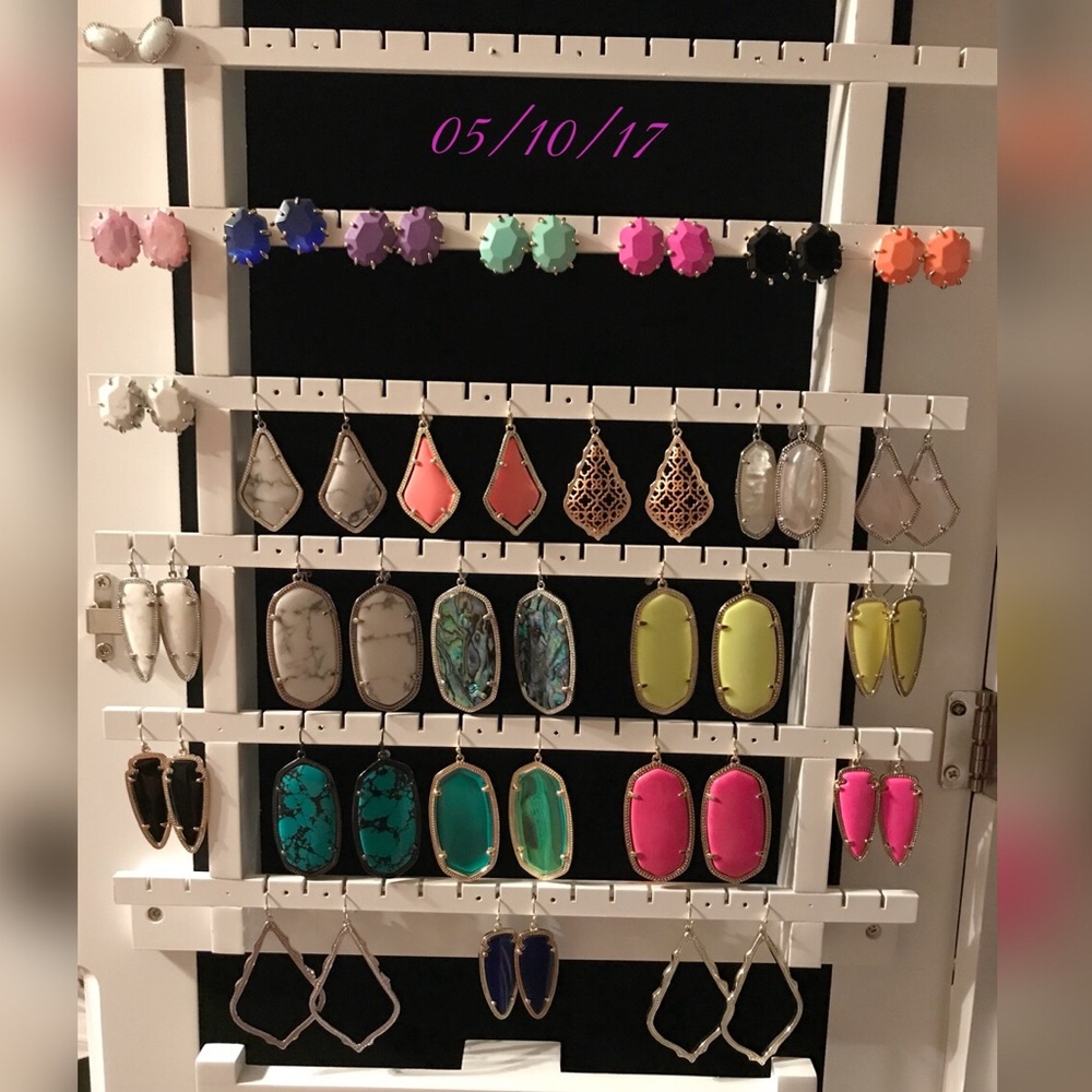 NFS! My GROWING Kendra Scott Earring Collection🤩